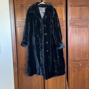 Grandella Harris Fur Inc long fur coat